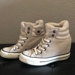 High heel converse! Like new!